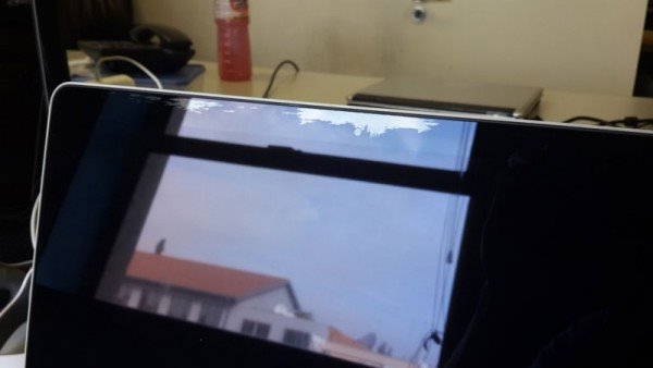 蘋果再現(xiàn)MacBook和MacBook Pro“污點(diǎn)門”