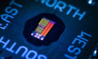 美研發(fā)出光子芯片 數(shù)據(jù)傳輸速度達(dá)300Gbps