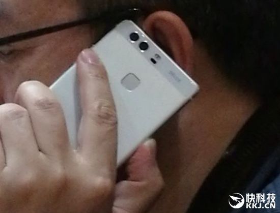 華為新機(jī)P9真機(jī)首曝,最大亮點(diǎn)雙攝像頭