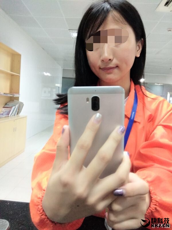 酷派樂視合體手機首曝：雙攝、雙系統(tǒng)