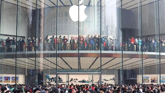 蘋(píng)果不再公布iPhone首周銷量 彭博：中國(guó)恐難大賣(mài)