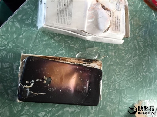 iPhone 7 Plus爆炸