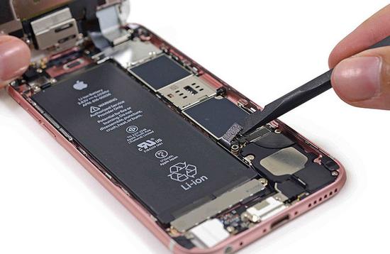 iPhone真要美國造? 富士康正考慮將生產(chǎn)線搬到美國
