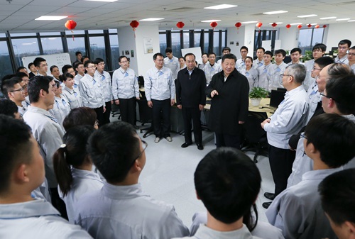 習近平考察重慶京東方:讓創(chuàng)新成為企業(yè)“活的靈魂”