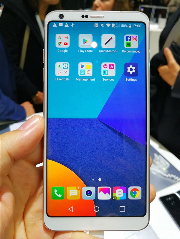 小米MIX/LG G6全面屏無意義！索尼：手機用16:9最完美