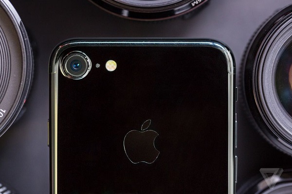 零部件短缺 iPhone 8 或延期至 2018 年初發(fā)布