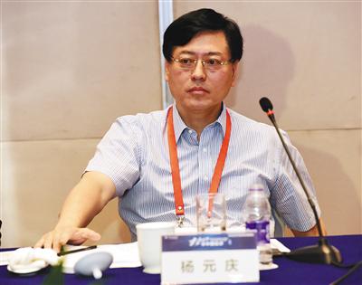 聯(lián)想三大業(yè)務(wù)收入下滑:PC寶座被惠普奪走 楊元慶再換將