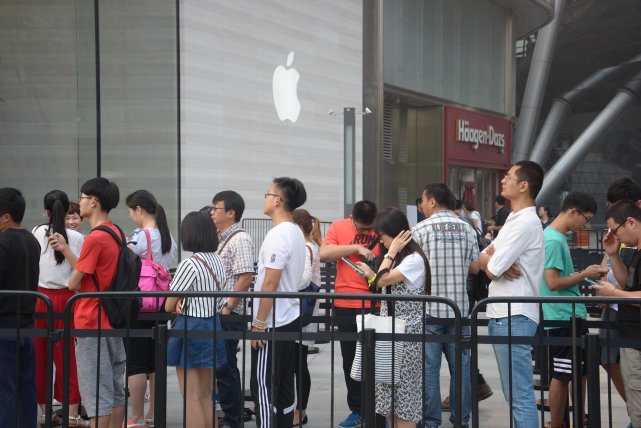 中國(guó)高端智能手機(jī)繼續(xù)增長(zhǎng) 但新iPhone仍有機(jī)會(huì)
