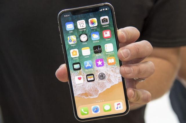 不用排隊(duì)了 蘋果周六提供iPhone X現(xiàn)貨預(yù)購服務(wù)