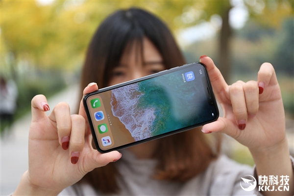 蘋果三款新iPhone齊曝光:全新天線模塊+雙卡雙待