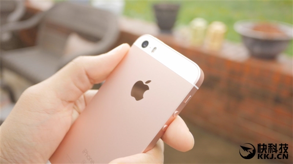 iPhone SE獲更新！蘋果供應商爆料：就在明年上半年