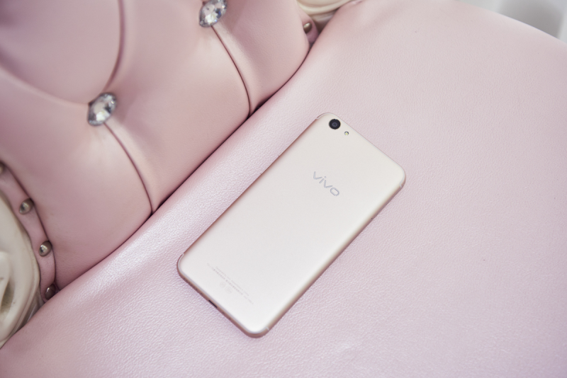 給年輕人“刷臉”新體驗(yàn)！vivo Y66i 強(qiáng)勢登場