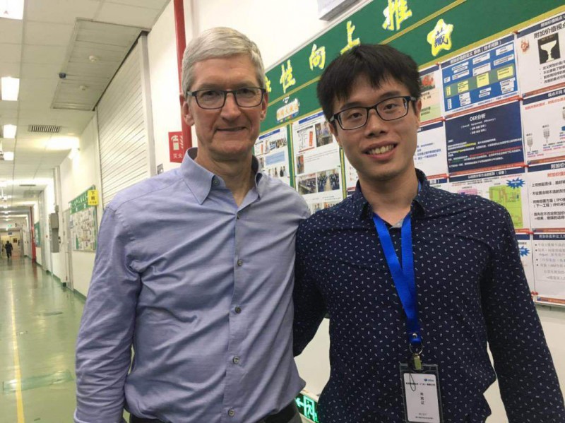 蘋果CEO庫克首次來廣州，第一站“全副武裝”看了這個(gè)車間