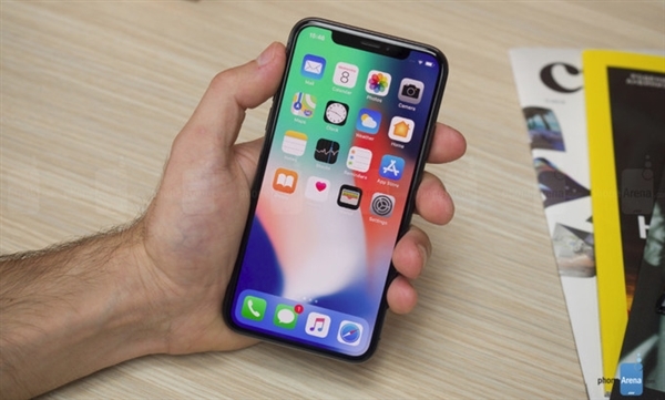 人臉識(shí)別難用!蘋果拿下屏下指紋 新iPhone爽了