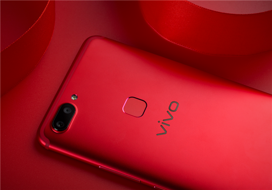 8個(gè)月匠心打磨，成就不一樣紅的vivo X20星耀紅