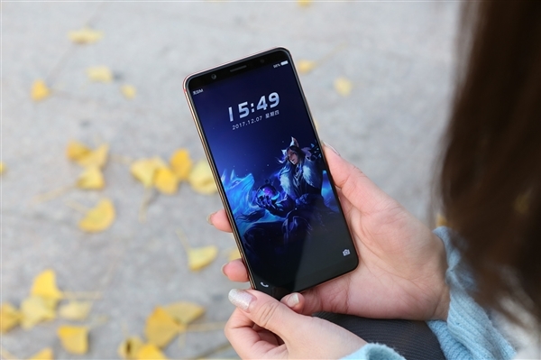 vivo X20 Plus UD通過(guò)3C認(rèn)證！