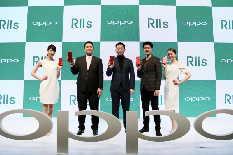 2018手機江湖：5G、AI、屏下指紋混戰(zhàn)，海外開啟新一輪廝殺
