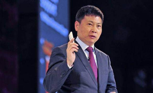 雖然在中國市場潰敗，但中興或許比華為更容易超越蘋果