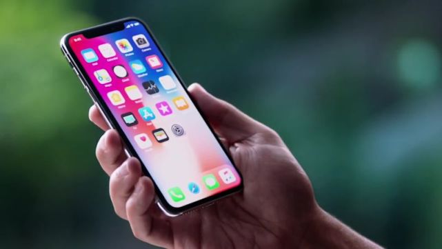 iPhone價(jià)值鏈中的國(guó)際分工：生產(chǎn)高度集中于中國(guó)