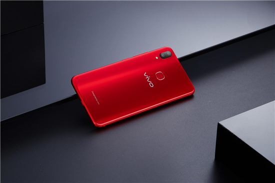 vivo X21i寶石紅