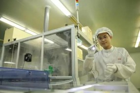 東旭光電爆雷了，京東方的玻璃基板會(huì )斷貨嗎？