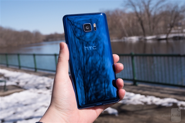 HTC公布2018第二季度財(cái)報(bào):凈虧損6800萬(wàn)美元
