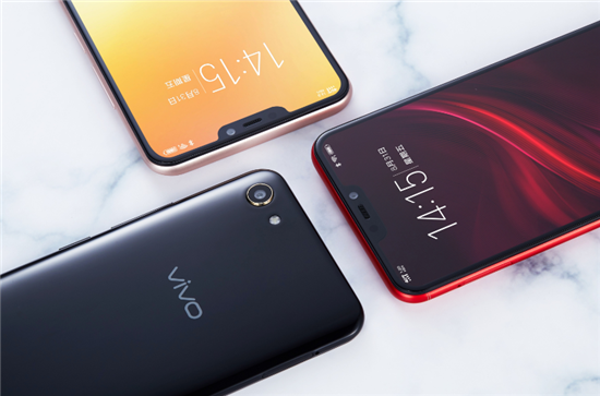 vivo Y81s首發(fā)圖賞：全屏視野暢玩不停，引領(lǐng)千元機(jī)新潮流