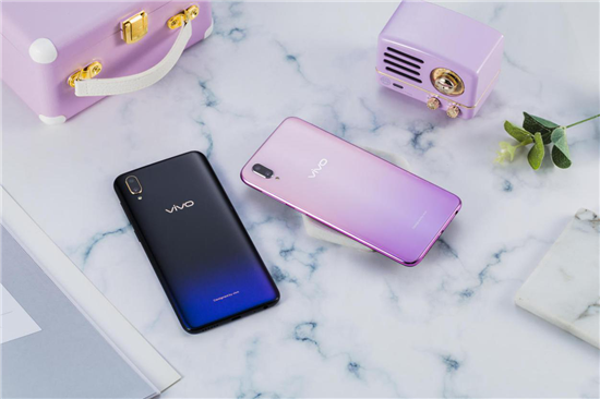 vivo Y97真機(jī)圖賞：最具性價(jià)比的水滴屏新機(jī)