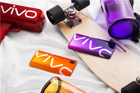 青山周平最新專訪:聊聊vivo X23的設(shè)計