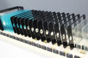 瞄準電子產品玻璃機身后市需求，凱盛科技1.5億連投兩個玻璃蓋板相關項目