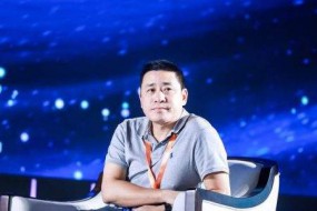 匯頂科技董事長(cháng)張帆：致敬改革開(kāi)放40年 為筑造世界級中國“芯”而努力