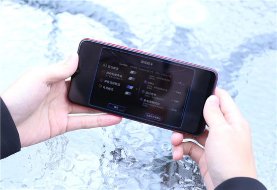 vivo Y93s初體驗：既是偶像派，也是實力派