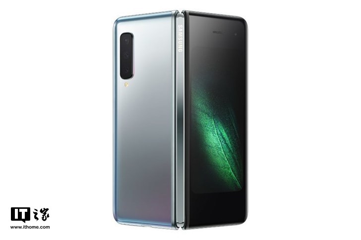 外媒:三星Galaxy Fold可折疊手機或許太厚了