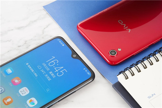 vivo Y91真機(jī)賞析：越級品質(zhì)，第一眼就有心動(dòng)感