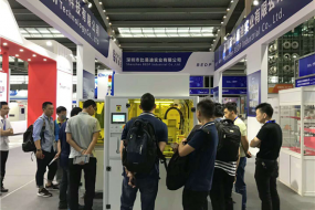 普盛旺攜藍(lán)寶石系列及陶瓷系列新材料、全自動(dòng)絲印機(jī)亮相柔性顯示3D玻璃展