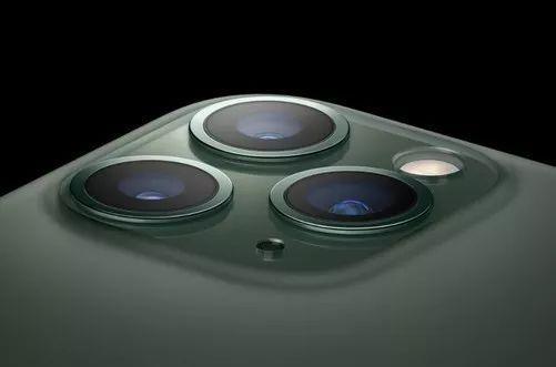 中國消費者對新款iPhone反應平淡 不支持5G是主因
