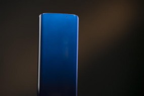 5G商用元年手機蓋板玻璃產(chǎn)業(yè)正迎變局 東旭光電耐摔玻璃生產(chǎn)線落地