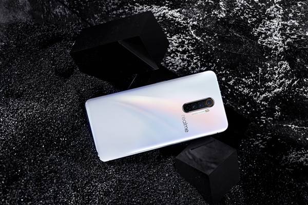 realme 國內(nèi)市場2020年將全面切入5G，不再推出4G手機(jī)