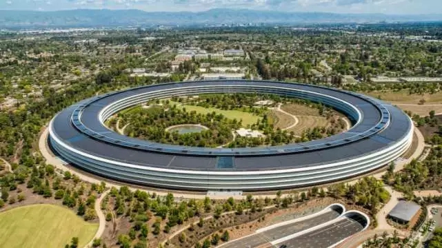 iPhone十年銷量達(dá)14億部 顛覆手機(jī)行業(yè)并改變世界