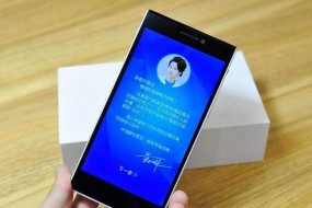 小心，董小姐的“格力手機”或出貨30000臺，不過(guò)還得靠“送”！