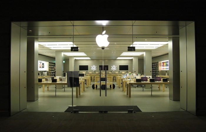 疫情讓蘋果頭痛：新iPhone到底該備多少貨？你買嗎